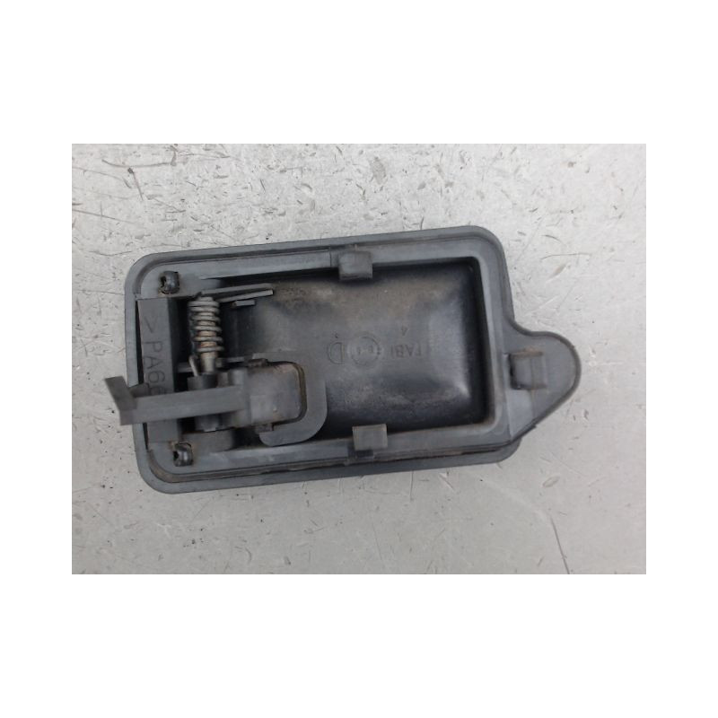 POIGNEE INTERIEURE PORTE ARRIERE DROIT PEUGEOT 106