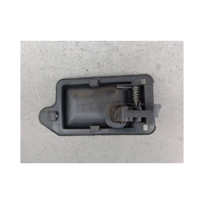 POIGNEE INTERIEURE PORTE ARRIERE GAUCHE PEUGEOT 106