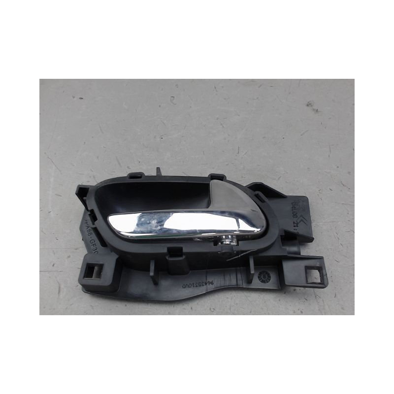 POIGNEE INTERIEURE PORTE ARRIERE DROIT CITROEN C4