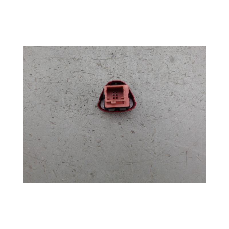 BOUTON DE WARNING CITROEN C3