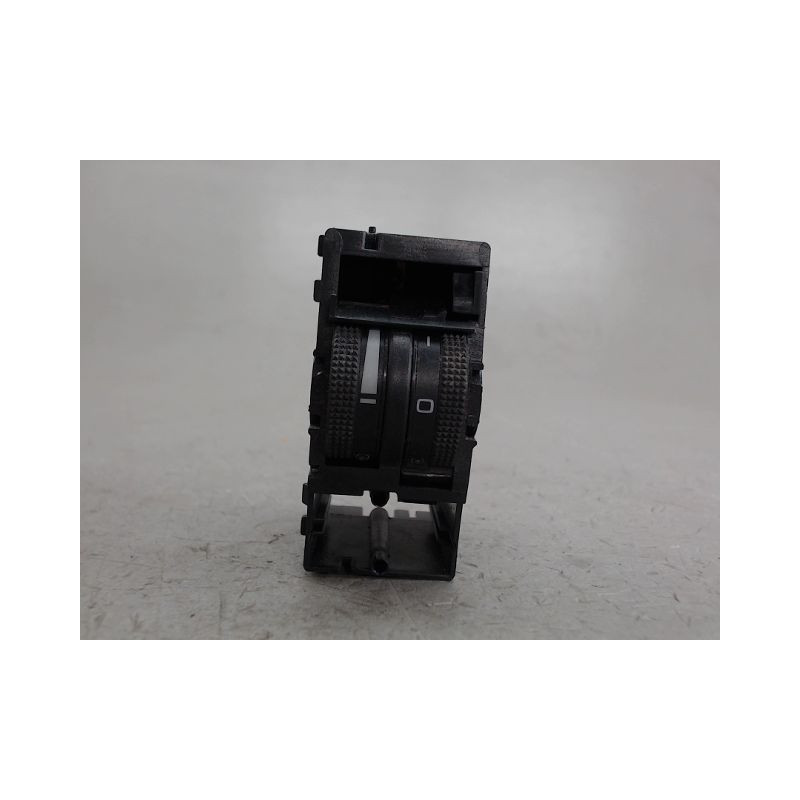 COMMANDE RÉGLAGE HAUTEUR DE PHARE SEAT ALTEA
