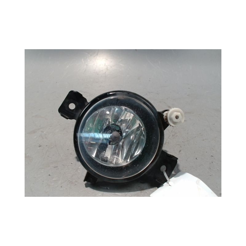 PHARE ANTIBROUILLARD AVANT DROIT B.M.W. X5