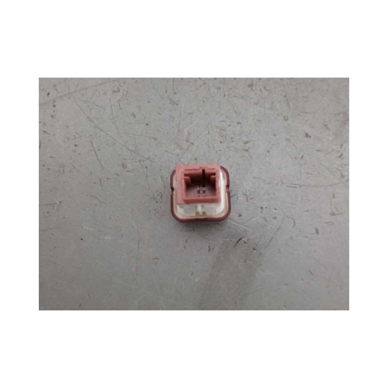 BOUTON DE WARNING PEUGEOT 407