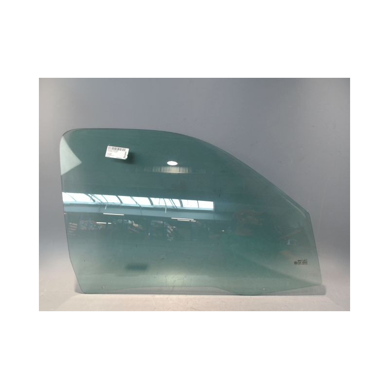 GLACE PORTE AVD PEUGEOT PARTNER -2002