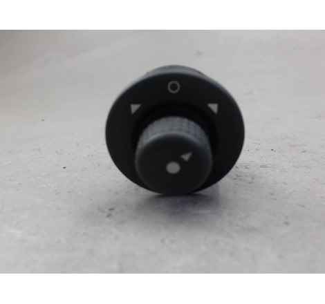 COMMANDE RETROVISSEUR EXT ELECTRIQUE