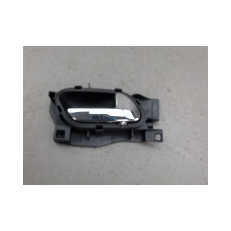 POIGNEE INTERIEURE PORTE AVANT DROIT CITROEN C4