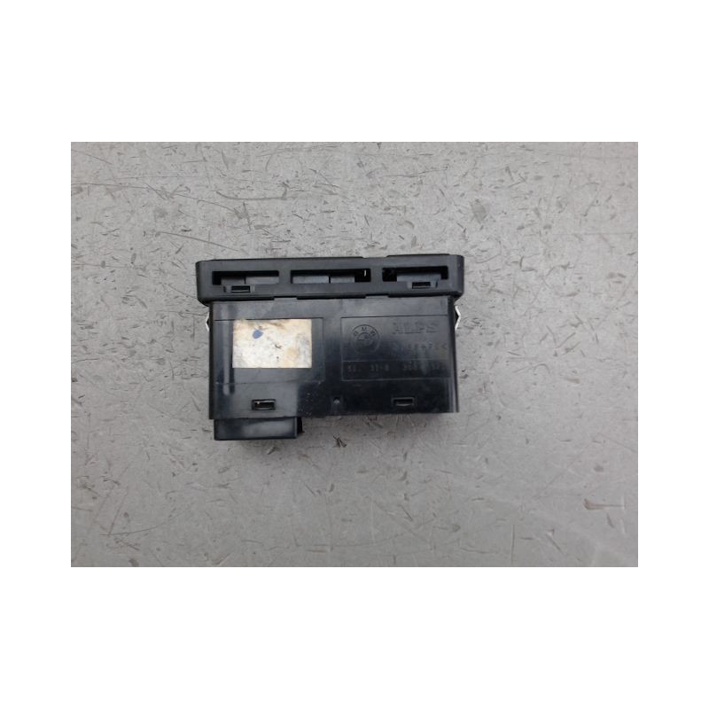 BOUTON DE WARNING B.M.W. SERIE 3