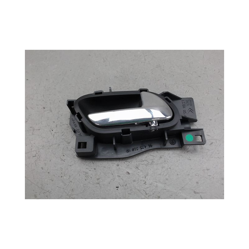 POIGNEE INTERIEURE PORTE AVANT DROIT CITROEN C4