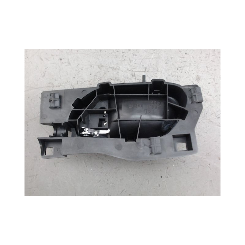 POIGNEE INTERIEURE PORTE AVANT DROIT CITROEN C4