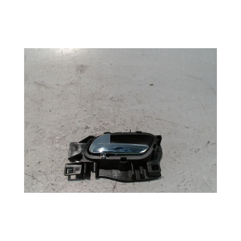 POIGNEE INTERIEURE PORTE AVANT GAUCHE PEUGEOT 308 2011-