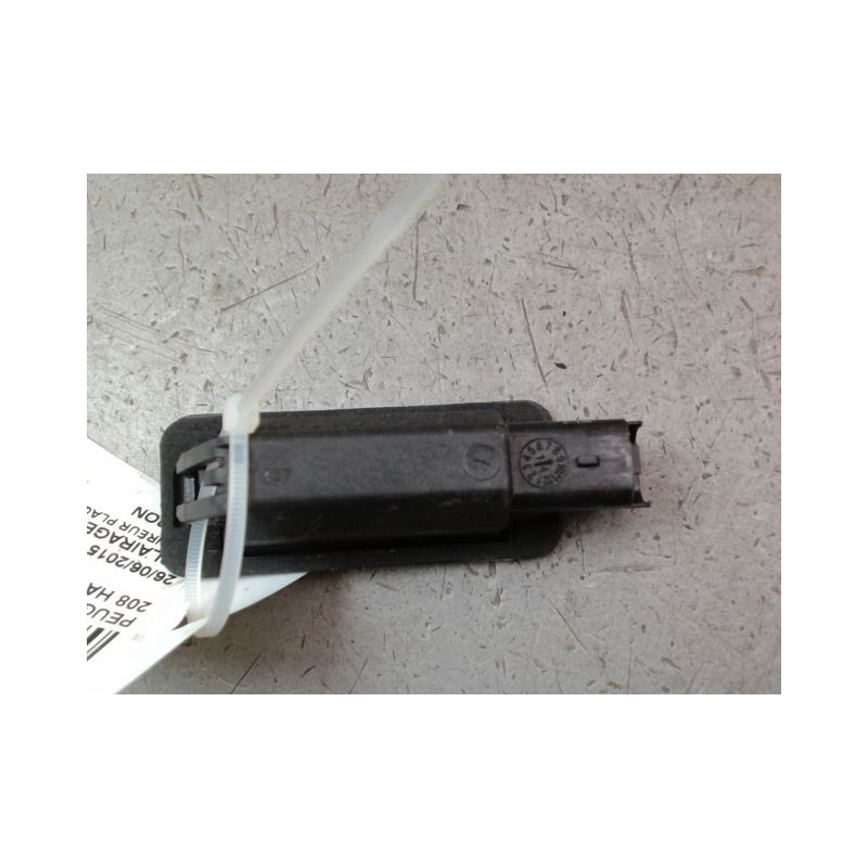 ECLAIREUR PLAQUE DE POLICE PEUGEOT 208 Phase 1 2012-...
