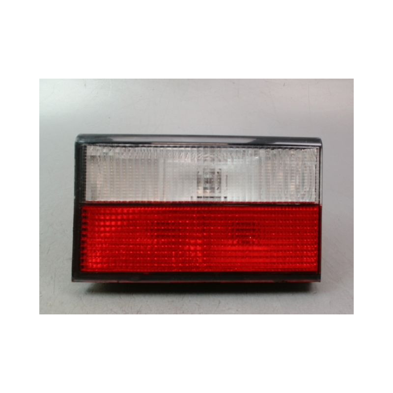 FEU ARRIERE INTERIEUR DROIT CITROEN XANTIA Phase 2 1997-2002