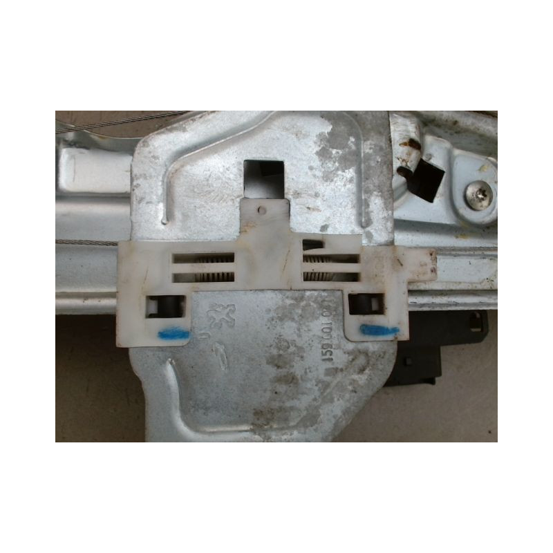 MECANISME LEVE-GLACE ARRIERE DROIT PEUGEOT 2008