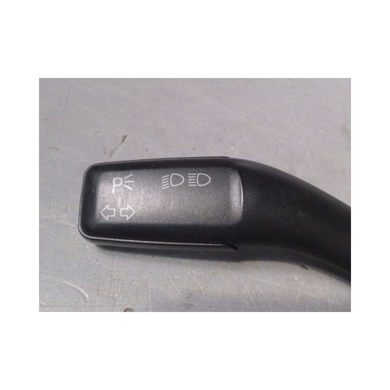 COMMANDE CLIGNOTANT AUDI A3 2003-