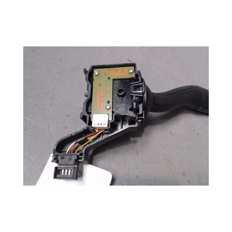 COMMANDE CLIGNOTANT AUDI A3 2003-