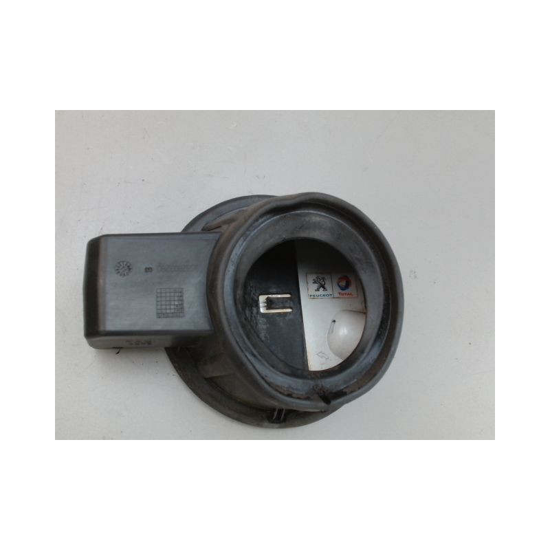 VOLET DE TRAPPE CARBURANT PEUGEOT 3008
