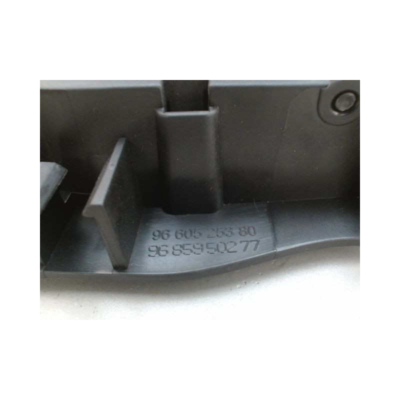 POIGNEE INTERIEURE PORTE ARRIERE DROIT PEUGEOT 308
