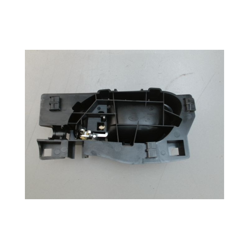 POIGNEE INTERIEURE PORTE ARRIERE DROIT PEUGEOT 308