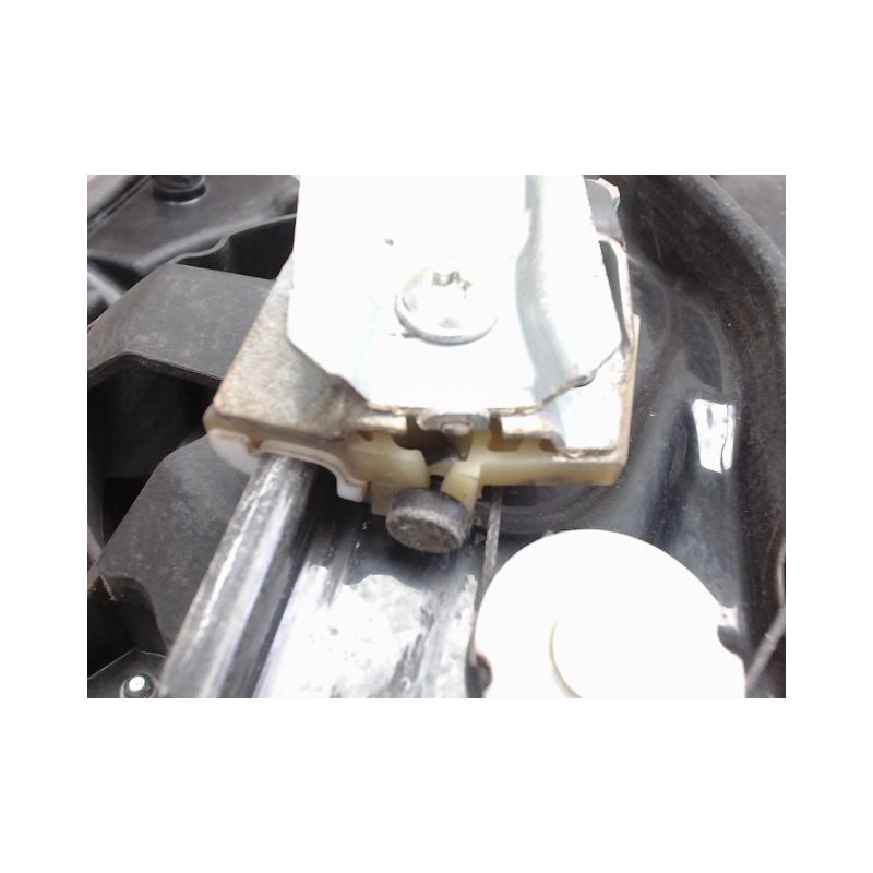 MECANISME LEVE-GLACE AVANT GAUCHE VOLKSWAGEN GOLF