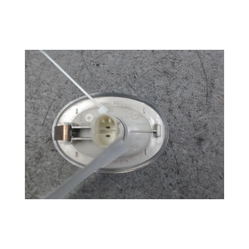 REPETITEUR AILE GAUCHE MINI MINI 2010-