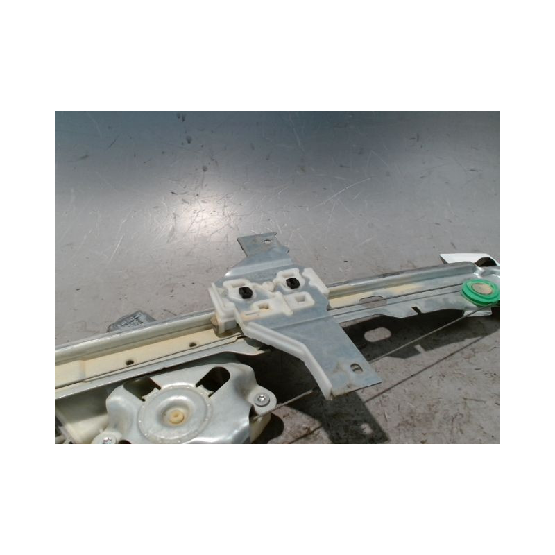 MECANISME+MOTEUR LEVE-GLACE AVANT GAUCHE PEUGEOT 5008 2009-