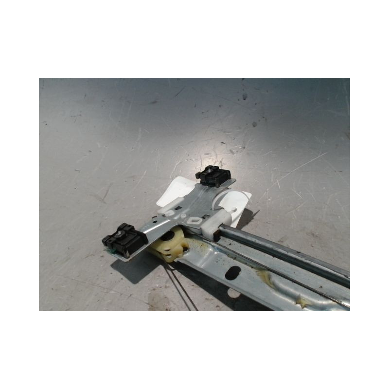 MECANISME+MOTEUR LEVE-GLACE AVANT GAUCHE PEUGEOT 207 3P