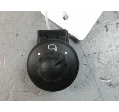 COMMANDE RETROVISSEUR EXT ELECTRIQUE