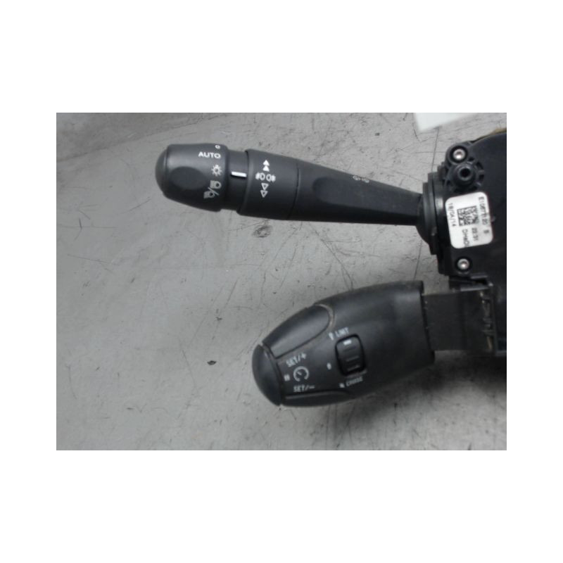 BLOC COMMODOS PEUGEOT 208