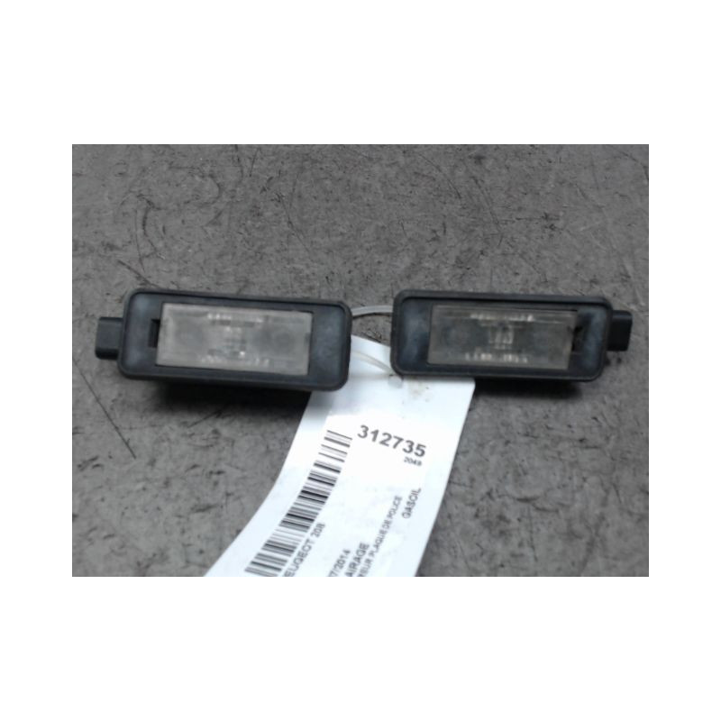 ECLAIREUR PLAQUE DE POLICE PEUGEOT 208
