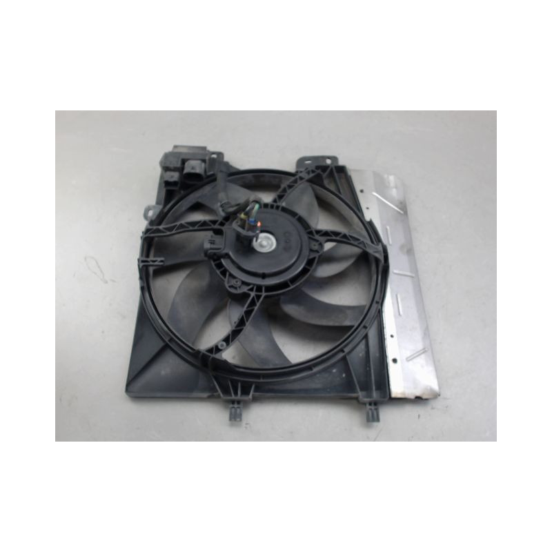 MOTEUR VENTILATEUR RADIATEUR PEUGEOT 208