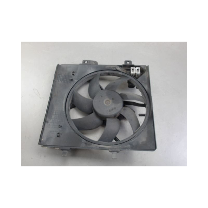 MOTEUR VENTILATEUR RADIATEUR PEUGEOT 208
