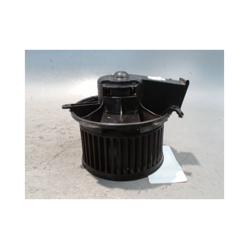 MOTEUR VENTILATEUR CHAUFFAGE PEUGEOT 206+ 2009-