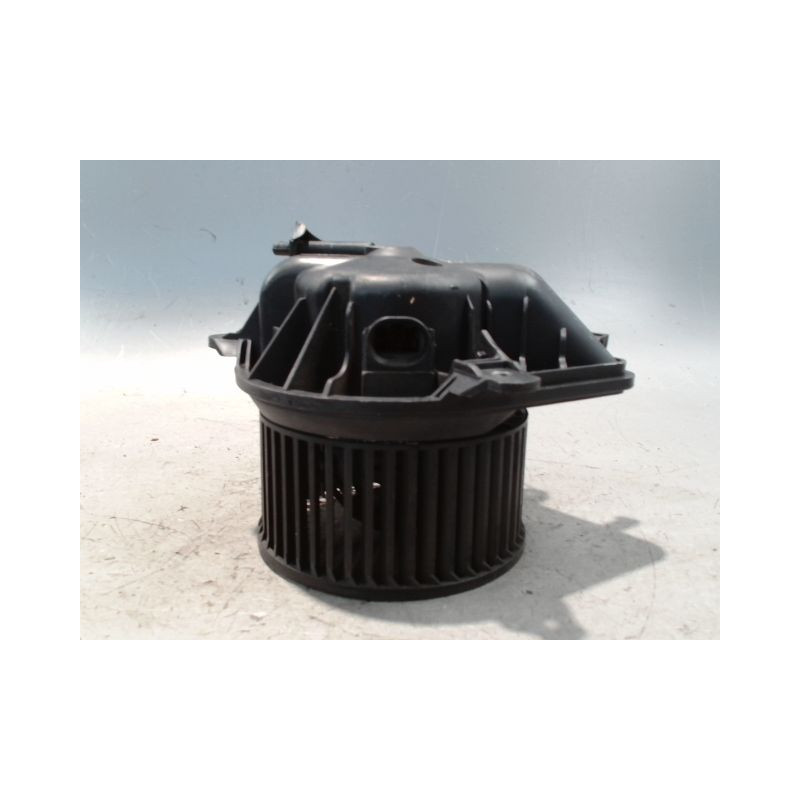 MOTEUR VENTILATEUR CHAUFFAGE PEUGEOT PARTNER BREAK 2002-