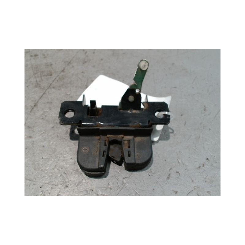 SERRURE HAYON  VOLKSWAGEN GOLF IV 98-2004