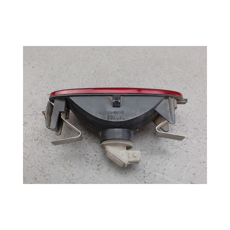 FEU BROUILLARD CENTRAL ARRIERE PEUGEOT 206