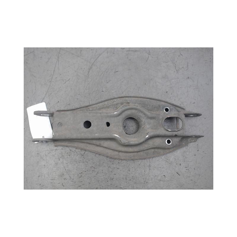 TRIANGLE INFERIEUR ARRIERE DROIT B.M.W. SERIE 1