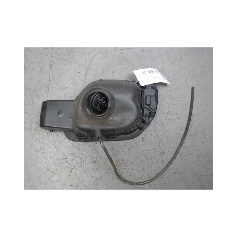 VOLET DE TRAPPE CARBURANT VOLKSWAGEN PASSAT
