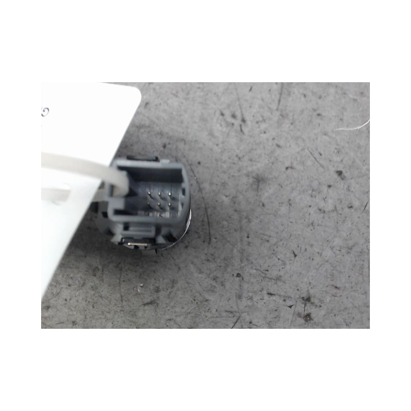 BOUTON DE DEMARRAGE VOLKSWAGEN PASSAT