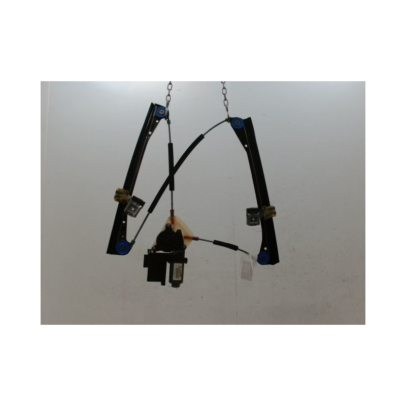 MECANISME+MOTEUR LEVE-GLACE AVANT DROIT VOLKSWAGEN POLO IV Phase 2 (9N) 2005-2009