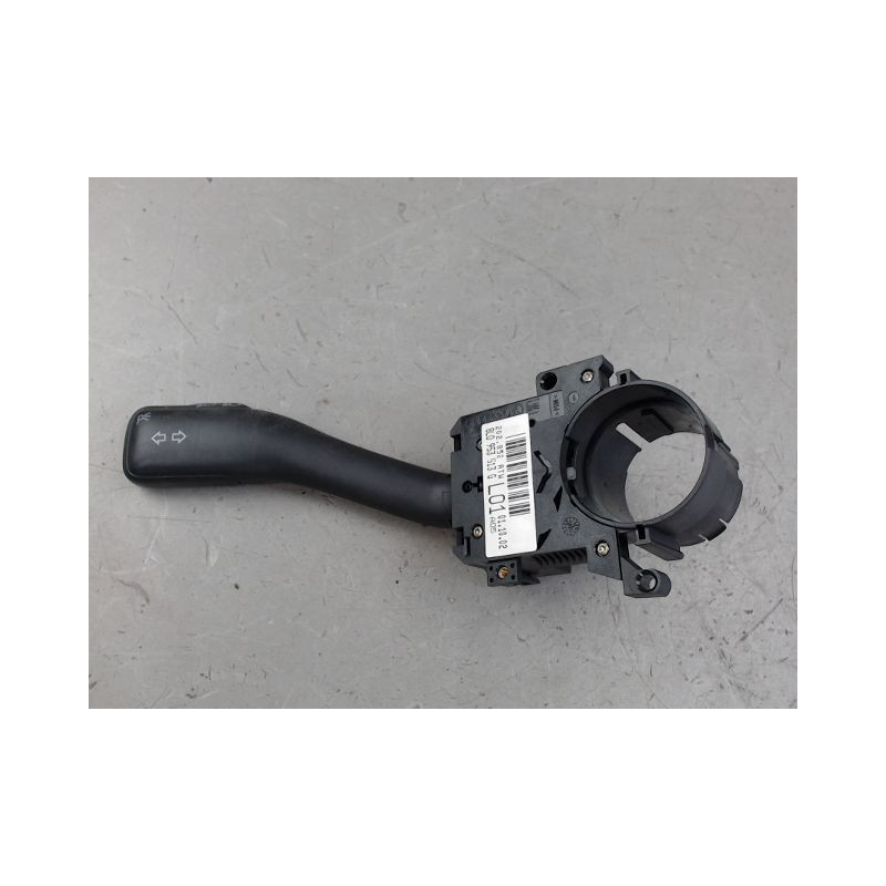 COMMANDE CLIGNOTANT AUDI A3