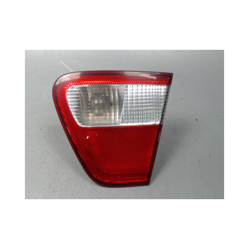 FEU ARRIERE INTERIEUR DROIT SEAT CORDOBA 99-2002