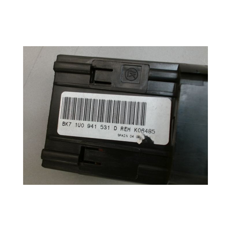 COMMANDE ECLAIRAGE SKODA ROOMSTER