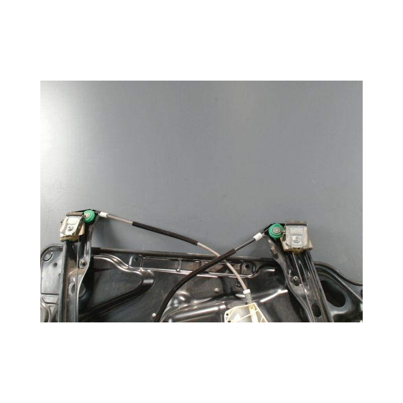 MECANISME+MOTEUR LEVE-GLACE AVANT DROIT VOLKSWAGEN PASSAT SW 2005-
