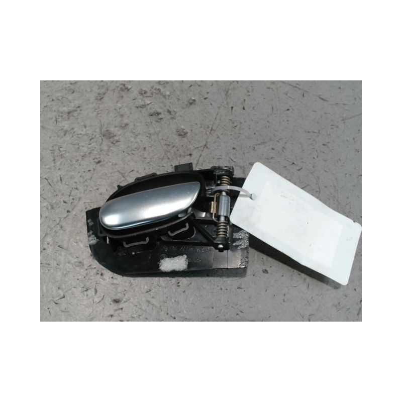 POIGNEE INTERIEURE PORTE AVANT DROIT PEUGEOT 206+ 2009-
