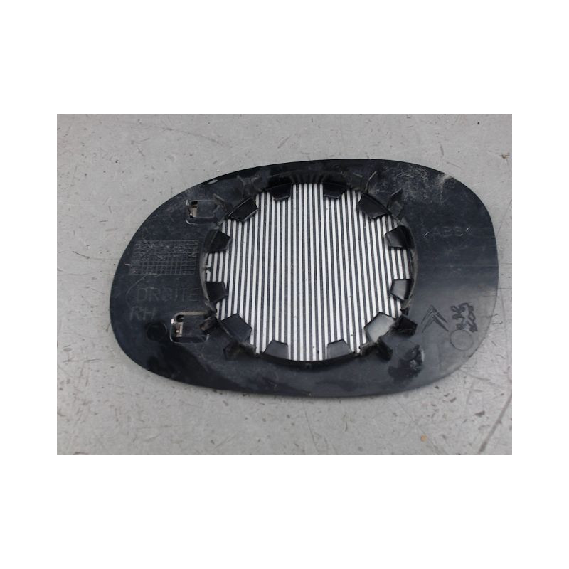 GLACE RETROVISEUR EXT D PEUGEOT 206