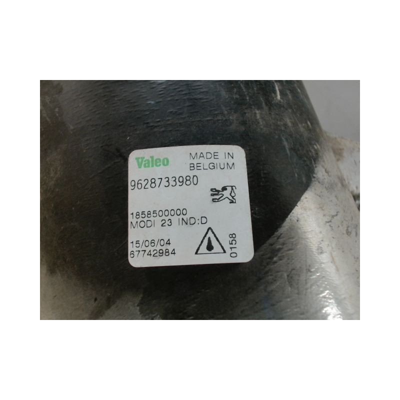 PHARE ANTIBROUILLARD AVANT DROIT PEUGEOT 206