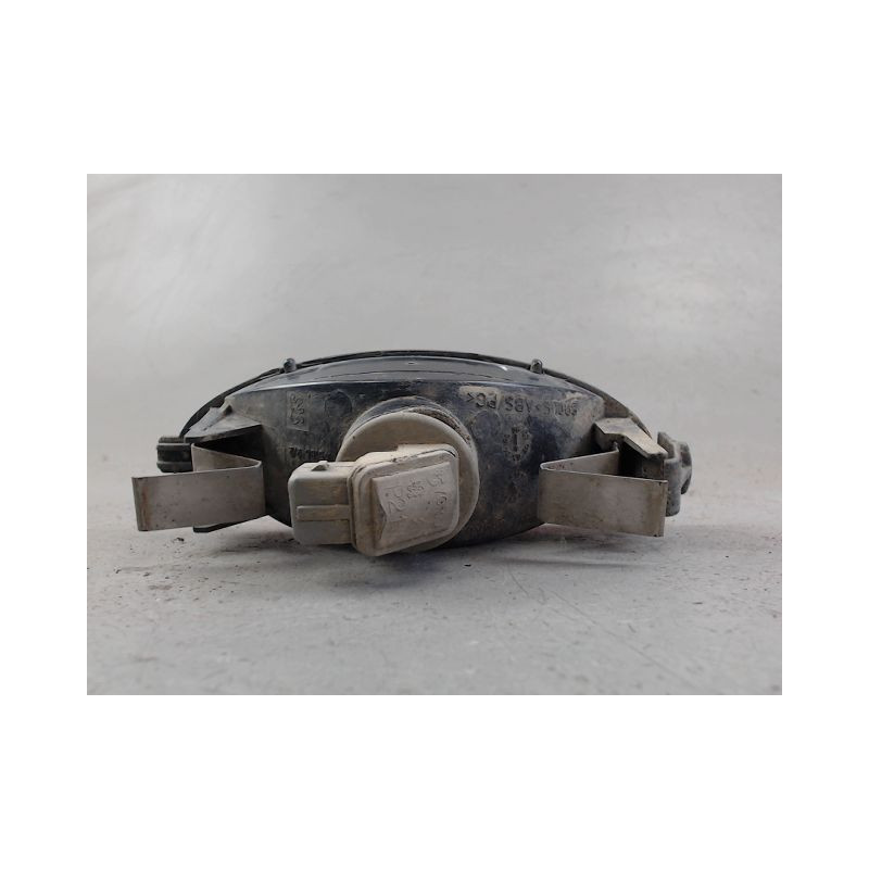 FEU BROUILLARD CENTRAL ARRIERE PEUGEOT 206
