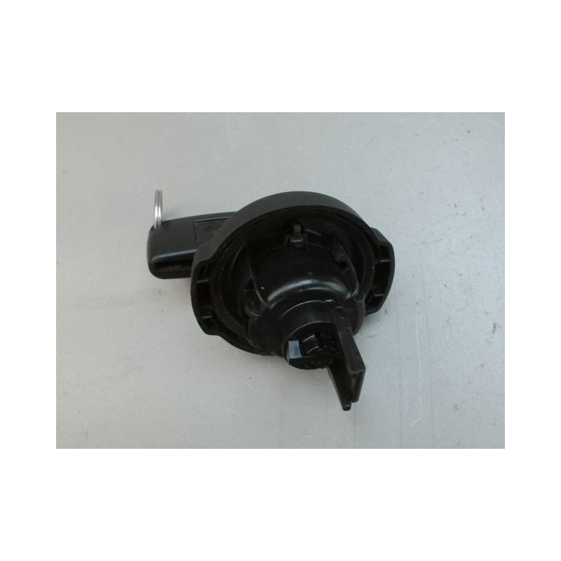 BOUCHON RESERVOIR A CARBURANT PEUGEOT 308