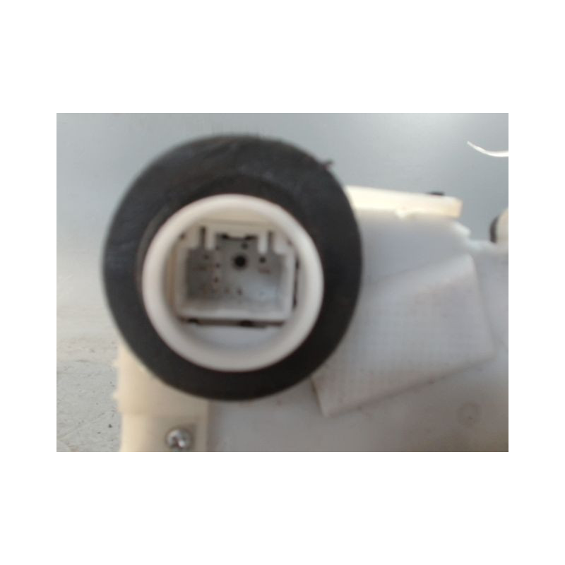 SYSTEME CONDAMNATION AVANT GAUCHE TOYOTA YARIS 2003-
