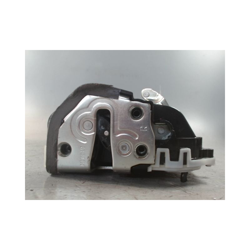 SYSTEME CONDAMNATION ARRIERE DROIT TOYOTA YARIS 2003-